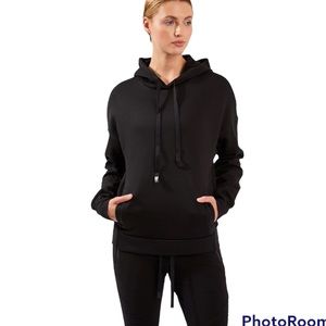 NWT ALO  Yoga Black Interval Hoodie-Size Large